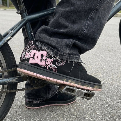 DCSNEAKER™ LIMITED EDITION UNISEX